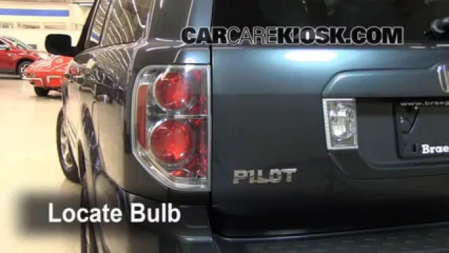 2006 Honda Pilot EX 3.5L V6 Éclairage Feu clignotant arrière (remplacer l'ampoule)